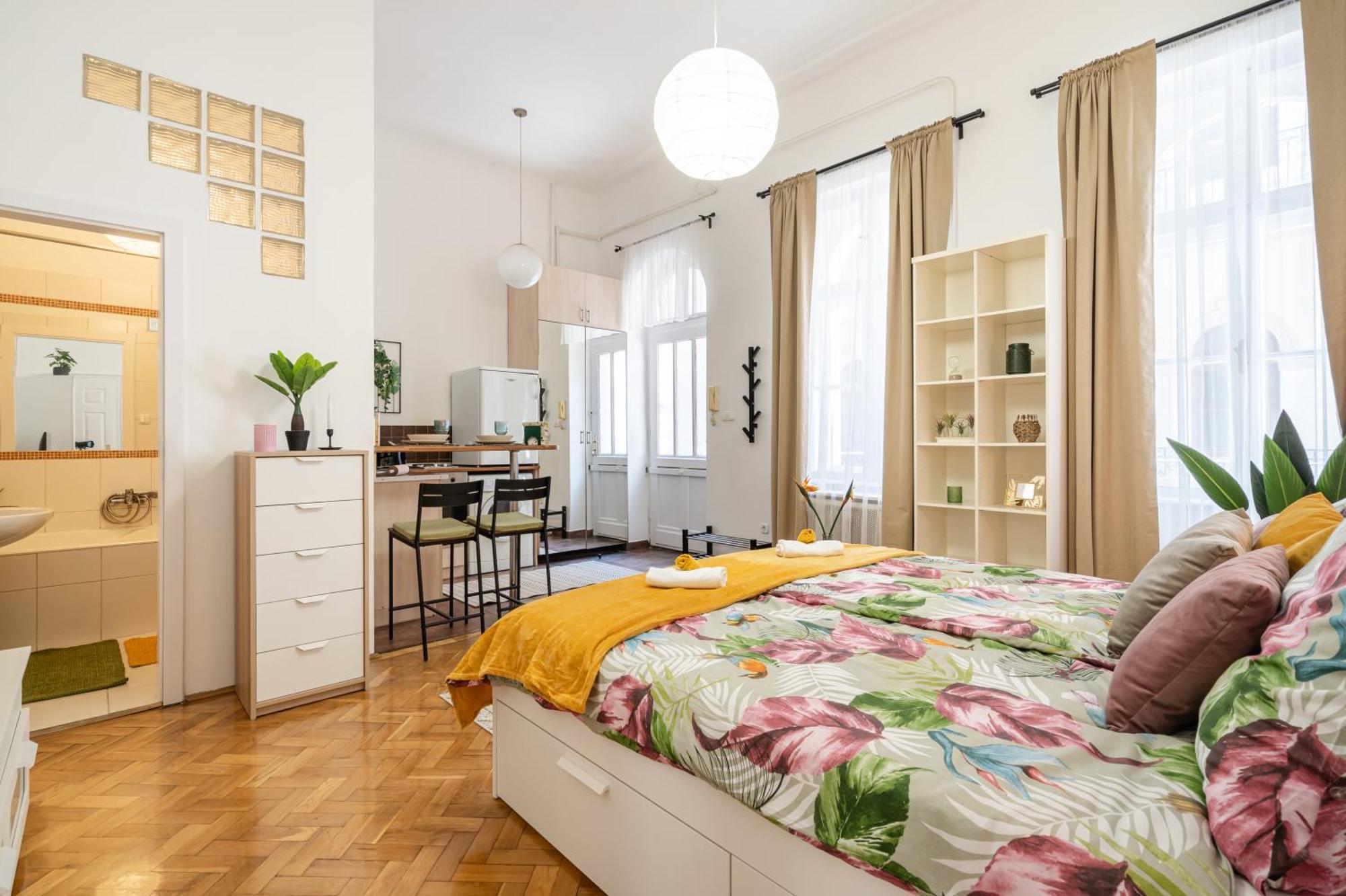 Cosmopolitan Studio - Chic Getaway In A Fancy Neighbourhood Budapest Extérieur photo